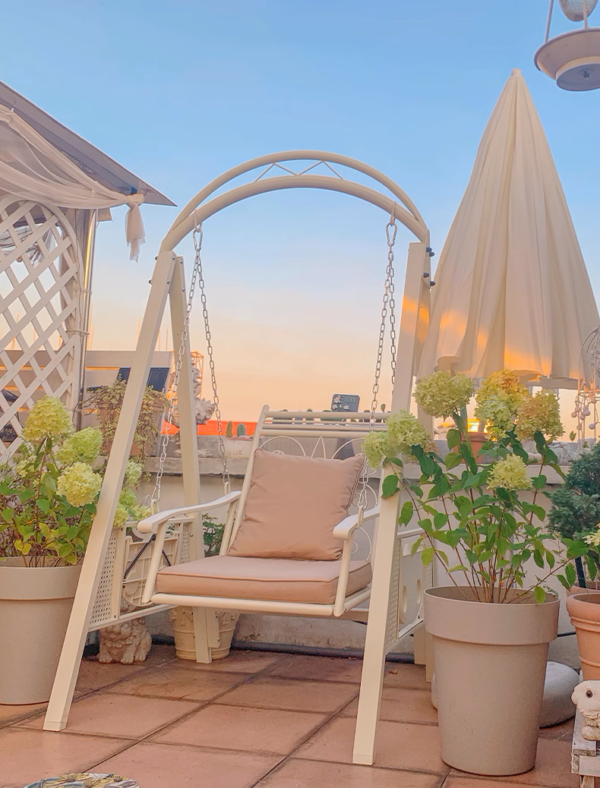 Breezy Arbor Swing Chair