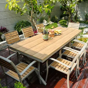 Arbor Retreat Dining Set