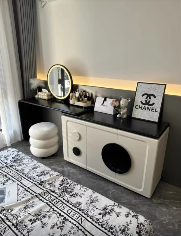 Marvelous Eclipse Vanity Set