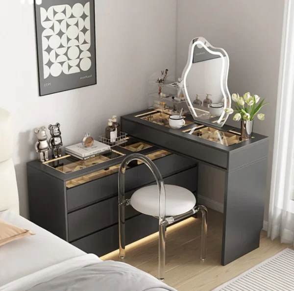 Decadent Geometric Vanity Set
