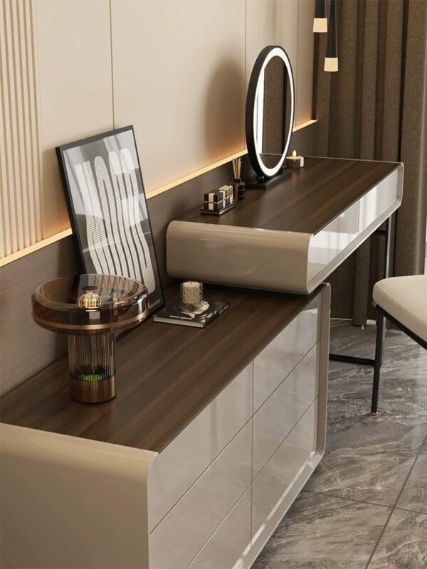 Astounding Luxe Elegance Vanity Set