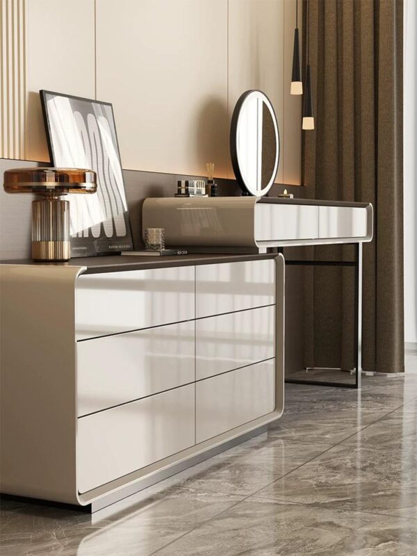 Astounding Luxe Elegance Vanity Set