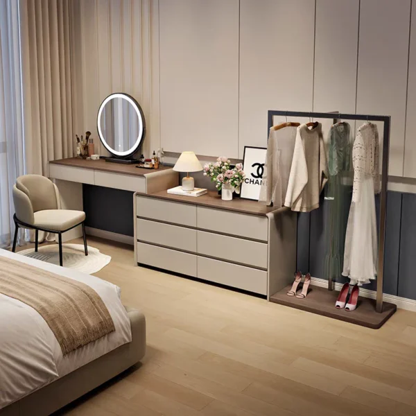 Astounding Luxe Elegance Vanity Set
