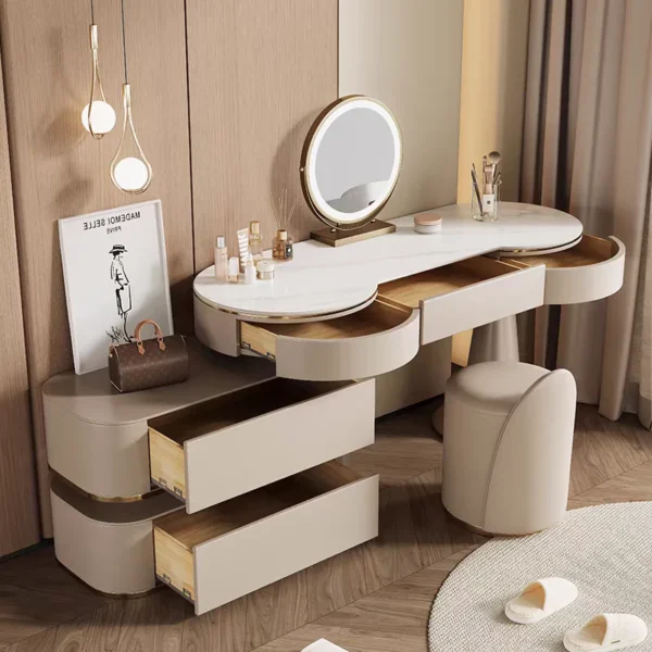 The Luxe Elegance Luxury LED Vanity Set